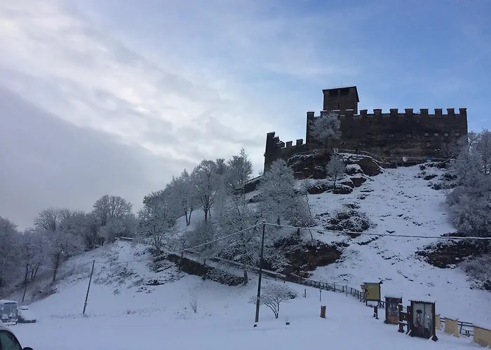 Castello Di Zumelle Mel