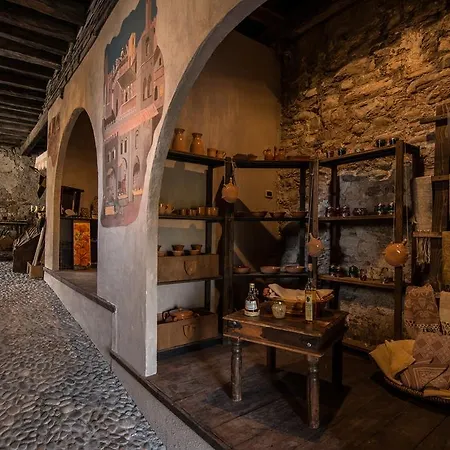 Pensjonat Castello Di Zumelle 3*