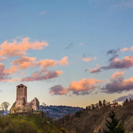 Maison d'hôtes Castello Di Zumelle